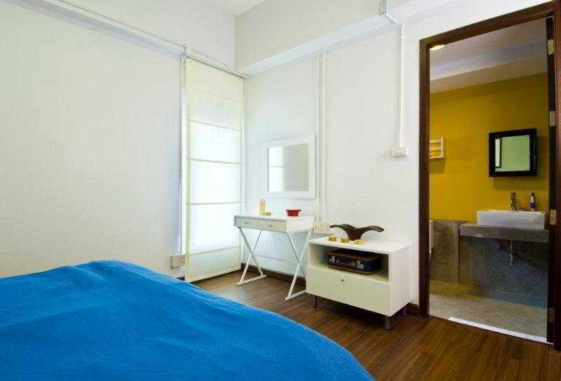 Lucky Palace Hotel Bangkok Buitenkant foto